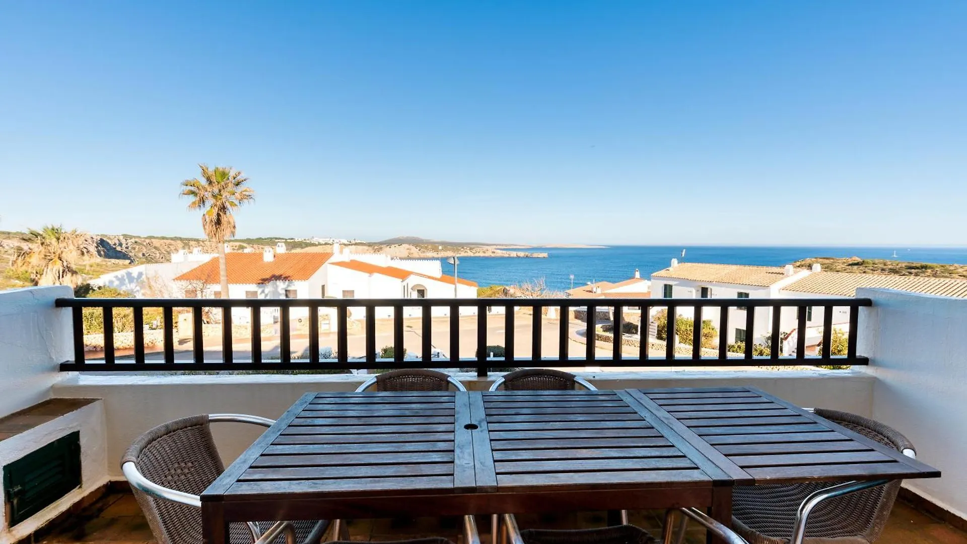 Apartamento Letitia Arenal d'en Castell